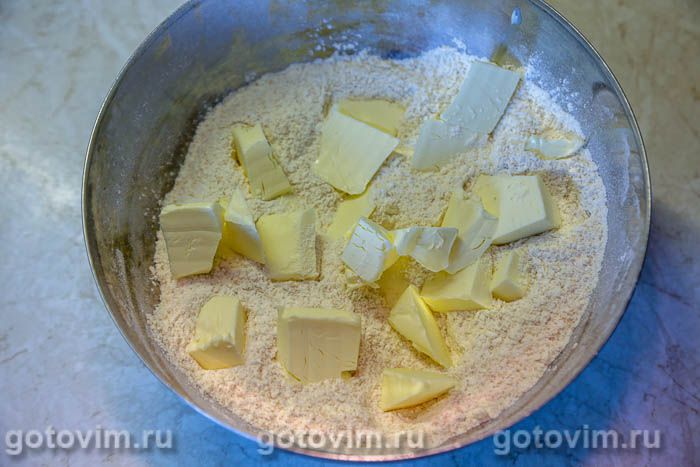 Фотографии рецепта Итальянский песочный пирог с персиками и творогом Сбричолата (Sbriciolata), 01 Итальянский песочный пирог с персиками и творогом Сбричолата (Sbriciolata), Шаг 01