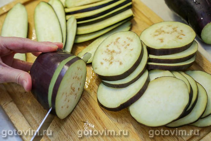 Фотографии рецепта Сельдь олюторская, запеченная с баклажанами, 02 Сельдь олюторская, запеченная с баклажанами, Шаг 02