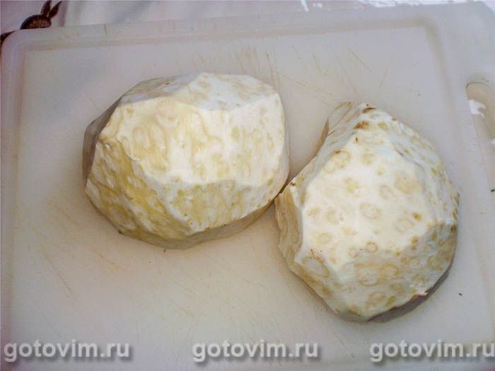 Фотографии рецепта Сельдерей по-корейски, 01 Сельдерей по-корейски, Шаг 01