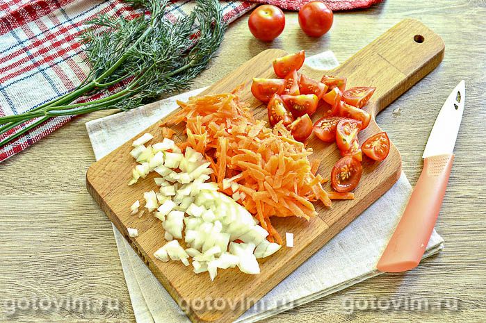 Фотографии рецепта Щи с курицей и молодой капустой, 03 Щи с курицей и молодой капустой, Шаг 03