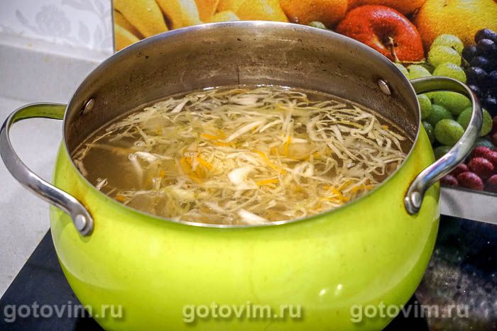 Фотографии рецепта Щи из квашеной капусты с пшеном и говяжьими ребрышками, 04 Щи из квашеной капусты с пшеном и говяжьими ребрышками, Шаг 04