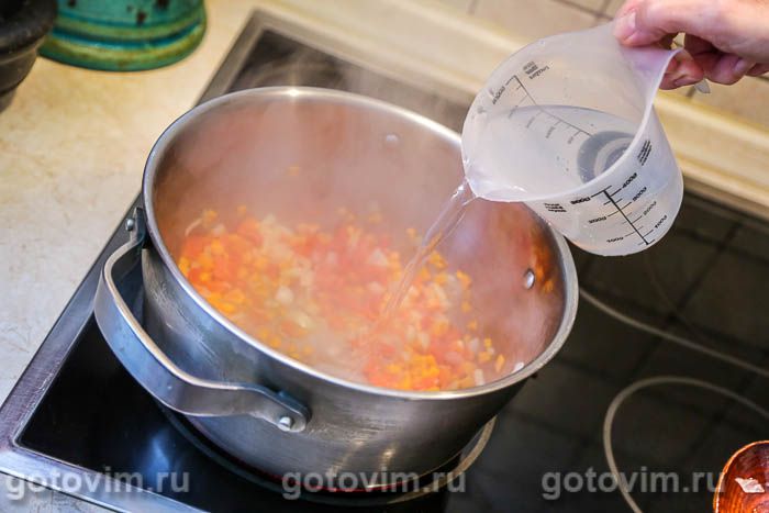 Фотографии рецепта Грибные щи с лисичками, 04 Грибные щи с лисичками, Шаг 04