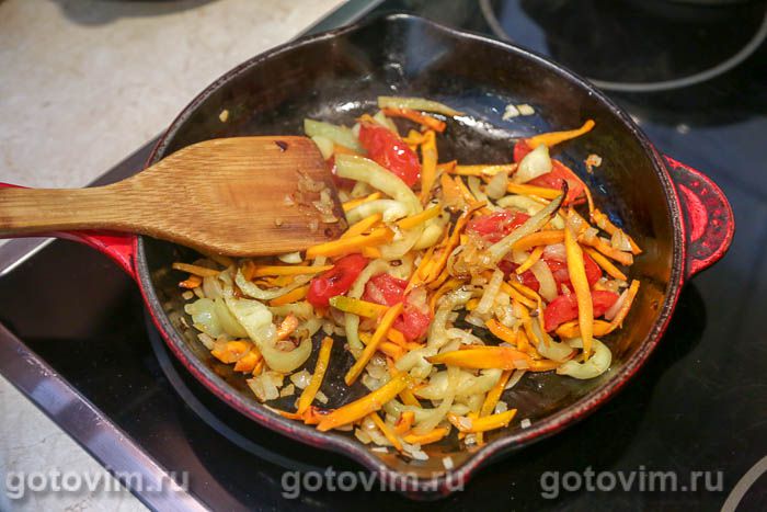 Фотографии рецепта Щи с мясом и солеными грибами, 05 Щи с мясом и солеными грибами, Шаг 05