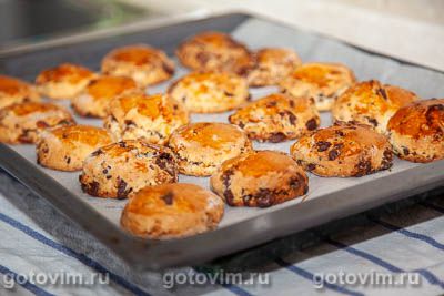Фотографии рецепта Сконы с курагой и шоколадом, 06 Сконы с курагой и шоколадом, Шаг 06