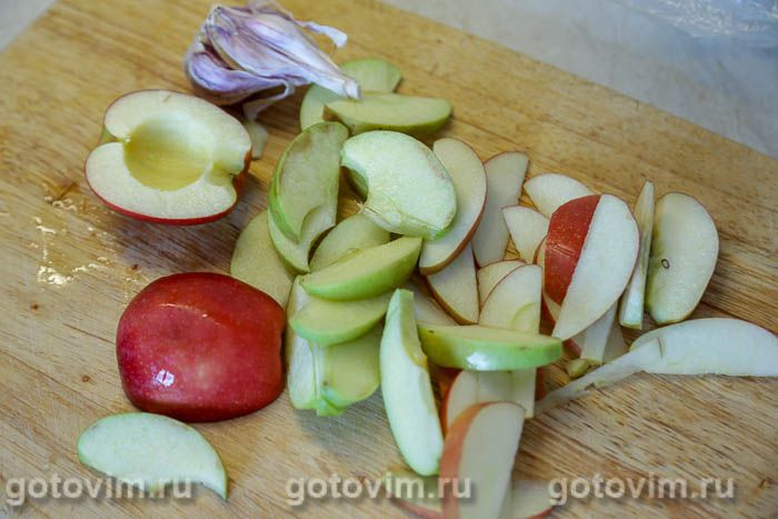Фотографии рецепта Скумбрия с яблоками, запеченная в рукаве, 02 Скумбрия с яблоками, запеченная в рукаве, Шаг 02