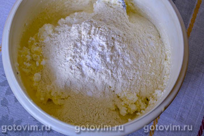 Фотографии рецепта Творожный рулет с вареньем, 03 Творожный рулет с вареньем, Шаг 03