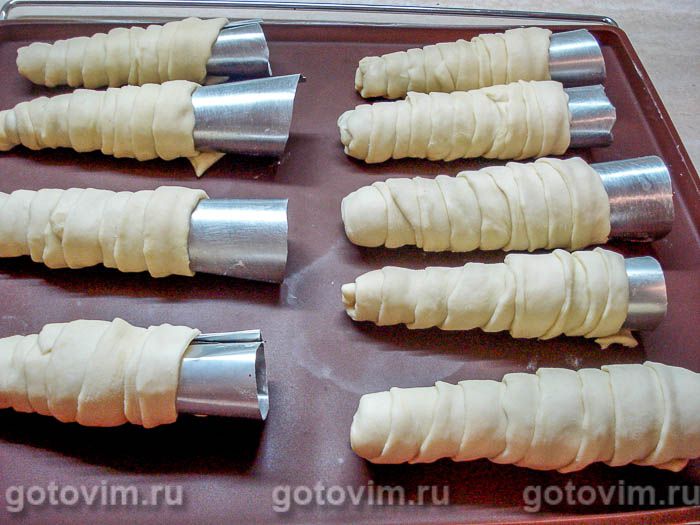 Фотографии рецепта Слоеные трубочки с разными начинками, 05 Слоеные трубочки с разными начинками, Шаг 05