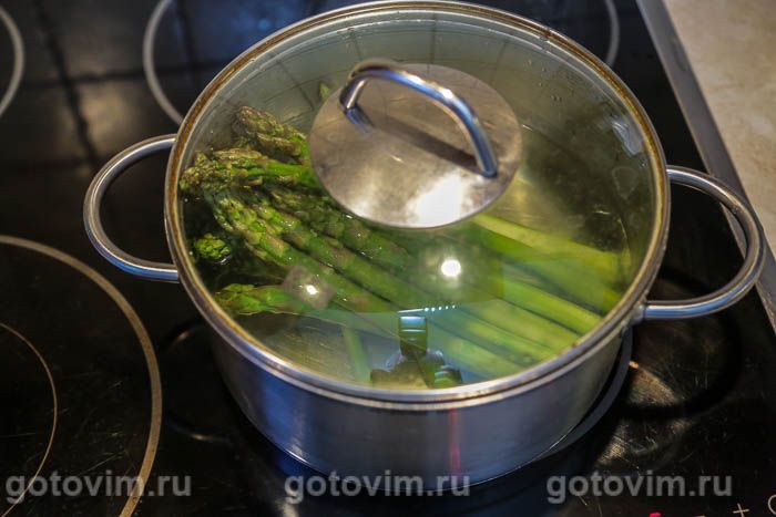 Фотографии рецепта Спаржа с польским соусом, 02 Спаржа с польским соусом, Шаг 02