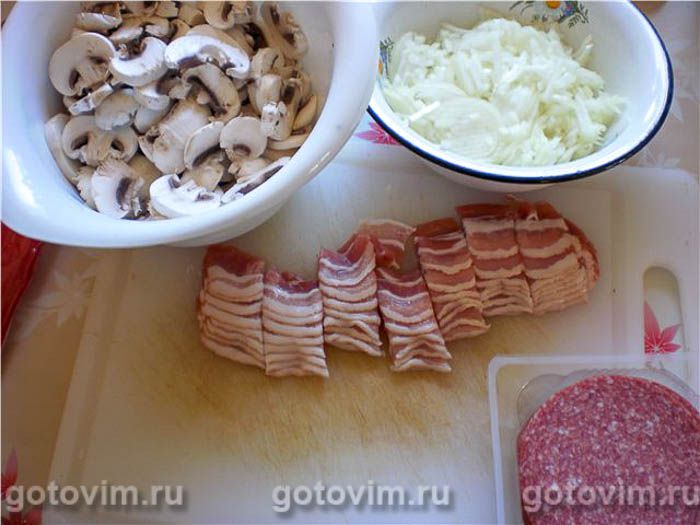 Фотографии рецепта Пицца специальная, 01 Пицца специальная, Шаг 01