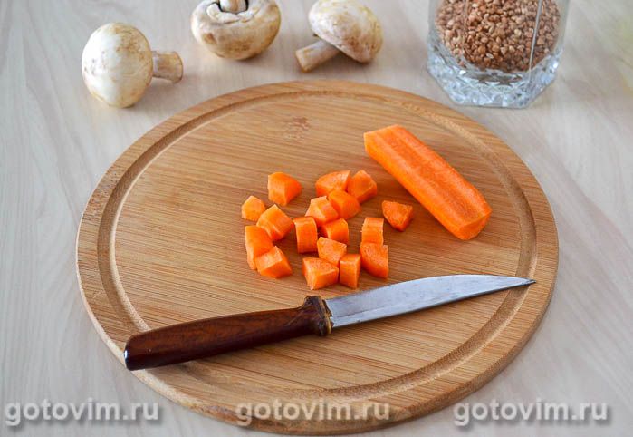 Фотографии рецепта Гречневый суп-пюре с овощами и грибами, 01 Гречневый суп-пюре с овощами и грибами, Шаг 01