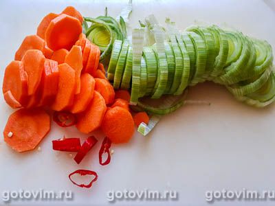 Фотографии рецепта Овощной суп с сельдереем и зеленым горошком, 04 Овощной суп с сельдереем и зеленым горошком, Шаг 04