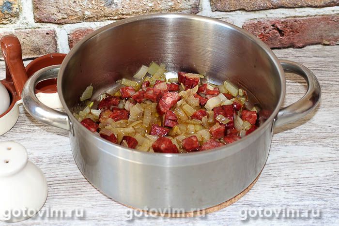 Фотографии рецепта Тыквенный суп с колбасой калабреза по-бразильски, 03 Тыквенный суп с колбасой калабреза по-бразильски, Шаг 03