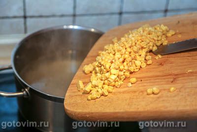 Фотографии рецепта Суп из цесарки с молодой кукурузой и цветной капустой, 03 Суп из цесарки с молодой кукурузой и цветной капустой, Шаг 03