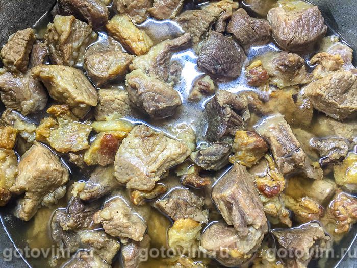 Фотографии рецепта Мясо в белом вине, 04 Мясо в белом вине, Шаг 04
