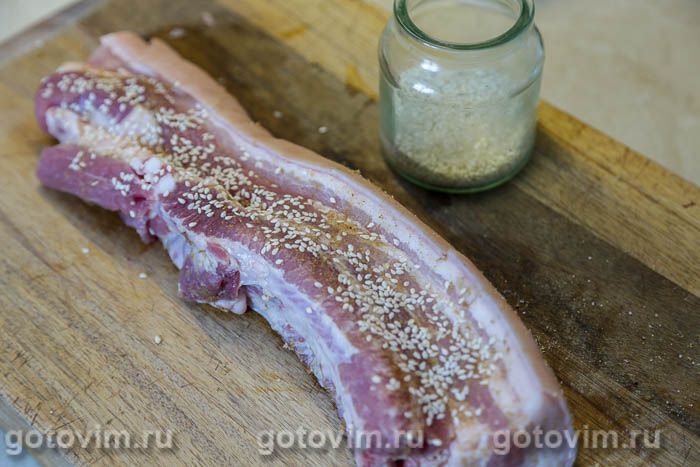 Фотографии рецепта Свиная грудинка в кунжуте, запеченная в рукаве, 04 Свиная грудинка в кунжуте, запеченная в рукаве, Шаг 04