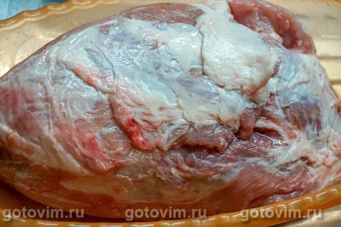 Фотографии рецепта Свиная лопатка, запечённая в духовке с кабачками, 01 Свиная лопатка, запечённая в духовке с кабачками, Шаг 01