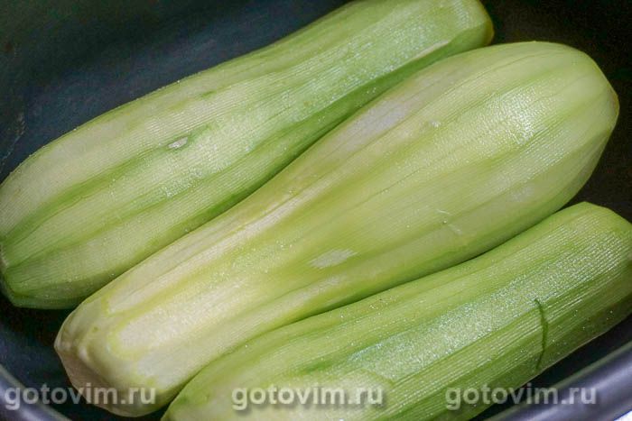 Фотографии рецепта Свиная лопатка, запечённая в духовке с кабачками, 03 Свиная лопатка, запечённая в духовке с кабачками, Шаг 03