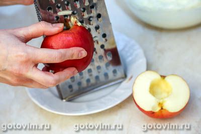 Фотографии рецепта Сырники с яблоками, 02 Сырники с яблоками, Шаг 02