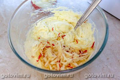 Фотографии рецепта Сырники с яблоками, 03 Сырники с яблоками, Шаг 03
