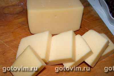 Сыр, жаренный во фритюре