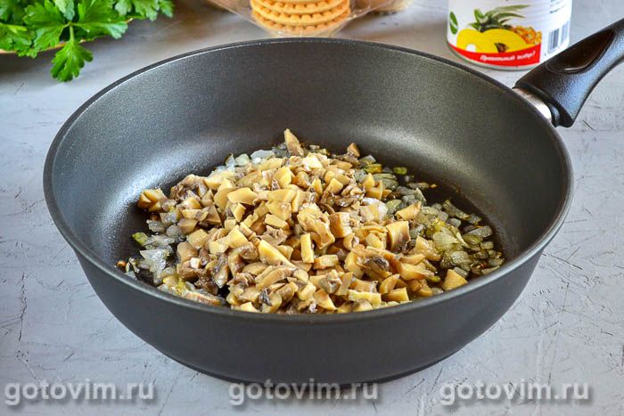 Фотографии рецепта Тарталетки с грибами и ананасом, 02 Тарталетки с грибами и ананасом, Шаг 02