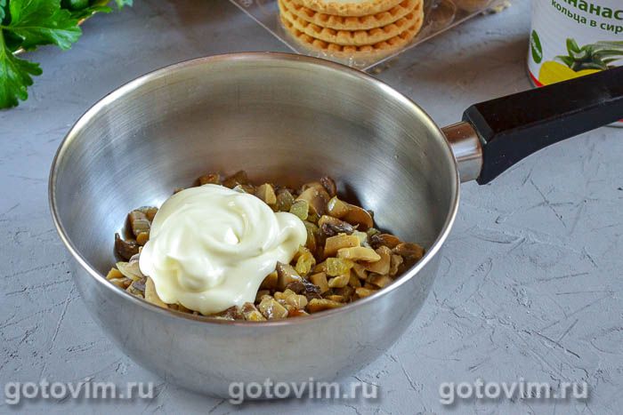 Фотографии рецепта Тарталетки с грибами и ананасом, 03 Тарталетки с грибами и ананасом, Шаг 03