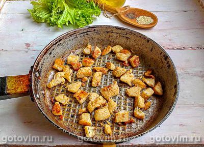 Фотографии рецепта Тёплый салат из курицы с грибами и овощами, 02 Тёплый салат из курицы с грибами и овощами, Шаг 02