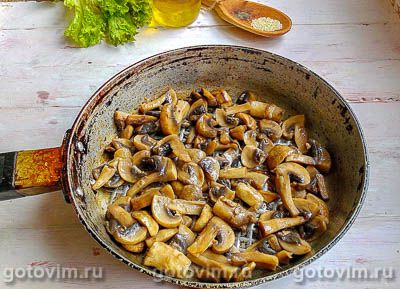 Фотографии рецепта Тёплый салат из курицы с грибами и овощами, 06 Тёплый салат из курицы с грибами и овощами, Шаг 06
