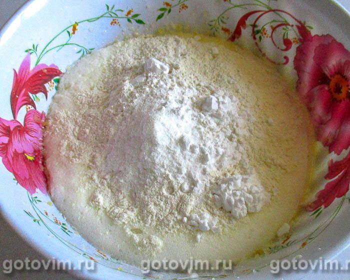 Фотографии рецепта Торт бисквитный морковный с масляным кремом и кокосовой стружкой, 02 Торт бисквитный морковный с масляным кремом и кокосовой стружкой, Шаг 02