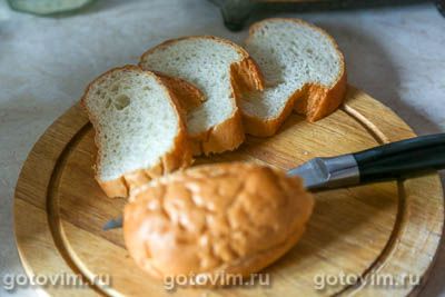 Фотографии рецепта Тосты с сосисками, огурцом и сыром, 01 Тосты с сосисками, огурцом и сыром, Шаг 01