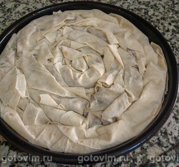 Фотографии рецепта Турецкий пирог бёрек с мясной начинкой из теста юфка, 08 Турецкий пирог бёрек с мясной начинкой из теста юфка, Шаг 08