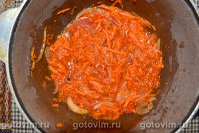Фотографии рецепта Тушеная скумбрия с луком и морковью, 02 Тушеная скумбрия с луком и морковью, Шаг 02