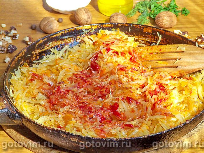 Фотографии рецепта Тушеная капуста с грецкими орехами, 05 Тушеная капуста с грецкими орехами, Шаг 05