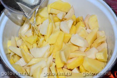 Фотографии рецепта Тушеный картофель с мясом и солеными огурцами, 01 Тушеный картофель с мясом и солеными огурцами, Шаг 01
