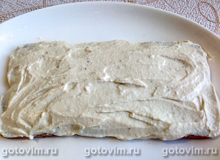 Фотографии рецепта Творожно-банановый торт из печенья без выпечки, 09 Творожно-банановый торт из печенья без выпечки, Шаг 09