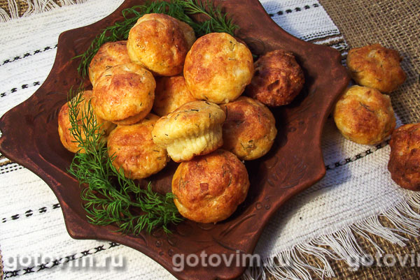 Творожные маффины с копчёной курицей и луком. Фотография рецепта Творожные маффины с копчёной курицей и луком. Фотография рецепта