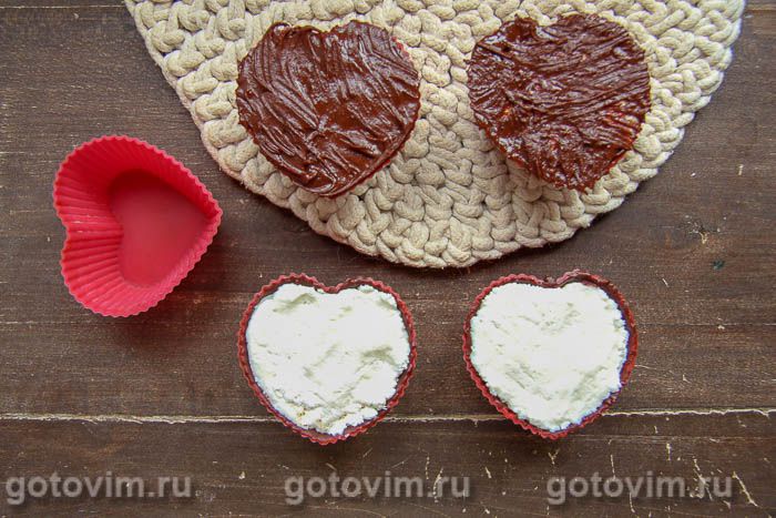 Фотографии рецепта Домашние творожные глазированные сырки с курагой, 05 Домашние творожные глазированные сырки с курагой, Шаг 05
