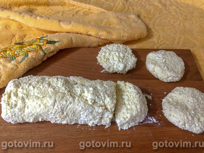 Фотографии рецепта Сырники в духовке, 03 Сырники в духовке, Шаг 03