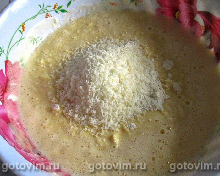 Фотографии рецепта Творожная запеканка с манкой и кокосовой стружкой, 06 Творожная запеканка с манкой и кокосовой стружкой, Шаг 06