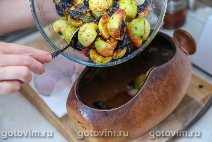 Фотографии рецепта Утиные ножки с яблоками и терном, 05 Утиные ножки с яблоками и терном, Шаг 05
