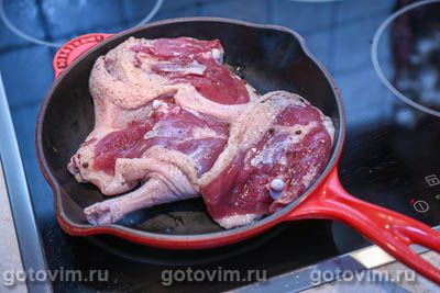 Фотографии рецепта Утиные ножки с брусничным соусом, 01 Утиные ножки с брусничным соусом, Шаг 01