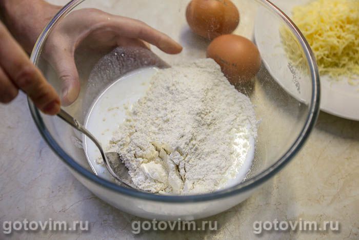 Фотографии рецепта Вафли «Ленивые хачапури» с сыром и зеленью , 01 Вафли «Ленивые хачапури» с сыром и зеленью , Шаг 01