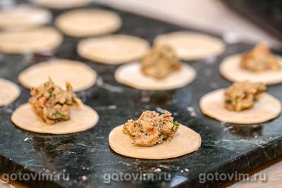 Фотографии рецепта Вареники с картофелем и печенкой, 04 Вареники с картофелем и печенкой, Шаг 04