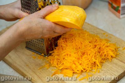 Фотографии рецепта Вареники с тыквой и мясом, 02 Вареники с тыквой и мясом, Шаг 02