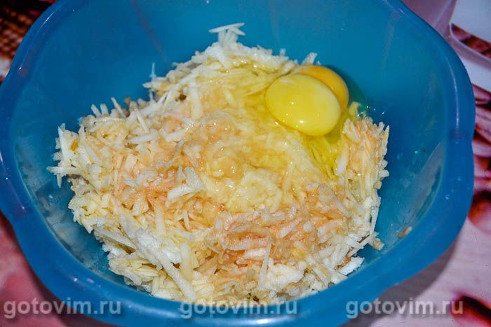 Фотографии рецепта Яблочные драники, 03 Яблочные драники, Шаг 03