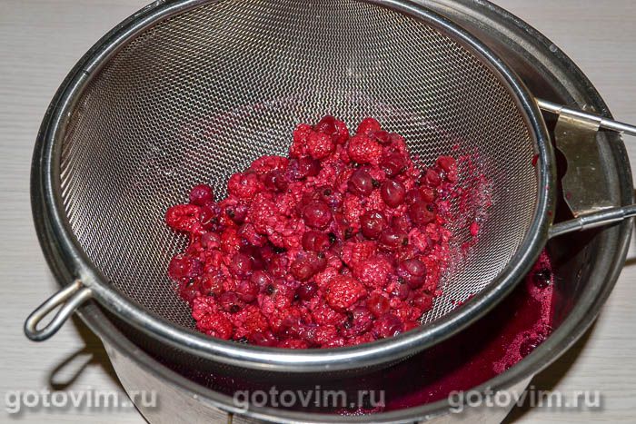 Фотографии рецепта Ягодное желе с клубникой на агаре, 02 Ягодное желе с клубникой на агаре, Шаг 02