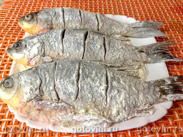 Фотографии рецепта Жареный карась, 03 Жареный карась, Шаг 03