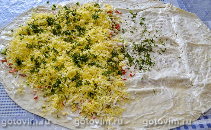 Фотографии рецепта Лаваш с крабовыми палочками, сыром и яйцом, 09 Лаваш с крабовыми палочками, сыром и яйцом, Шаг 09
