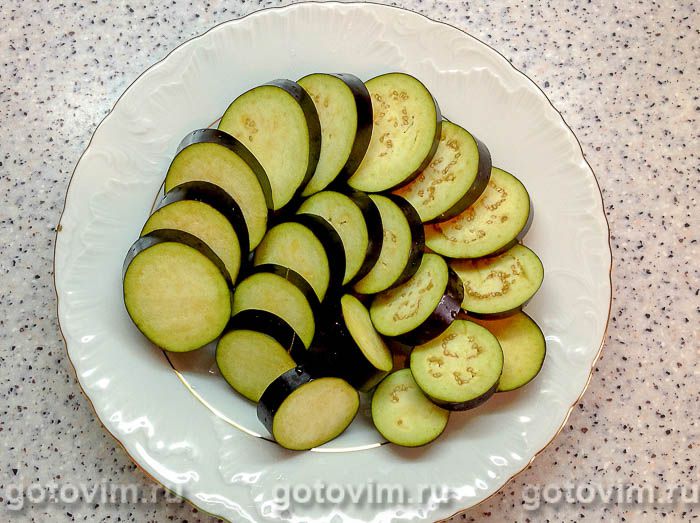 Фотографии рецепта Закуска из баклажанов с помидорами и чесноком, 01 Закуска из баклажанов с помидорами и чесноком, Шаг 01