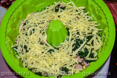 Фотографии рецепта Заливной пирог с сосисками и сыром, 06 Заливной пирог с сосисками и сыром, Шаг 06